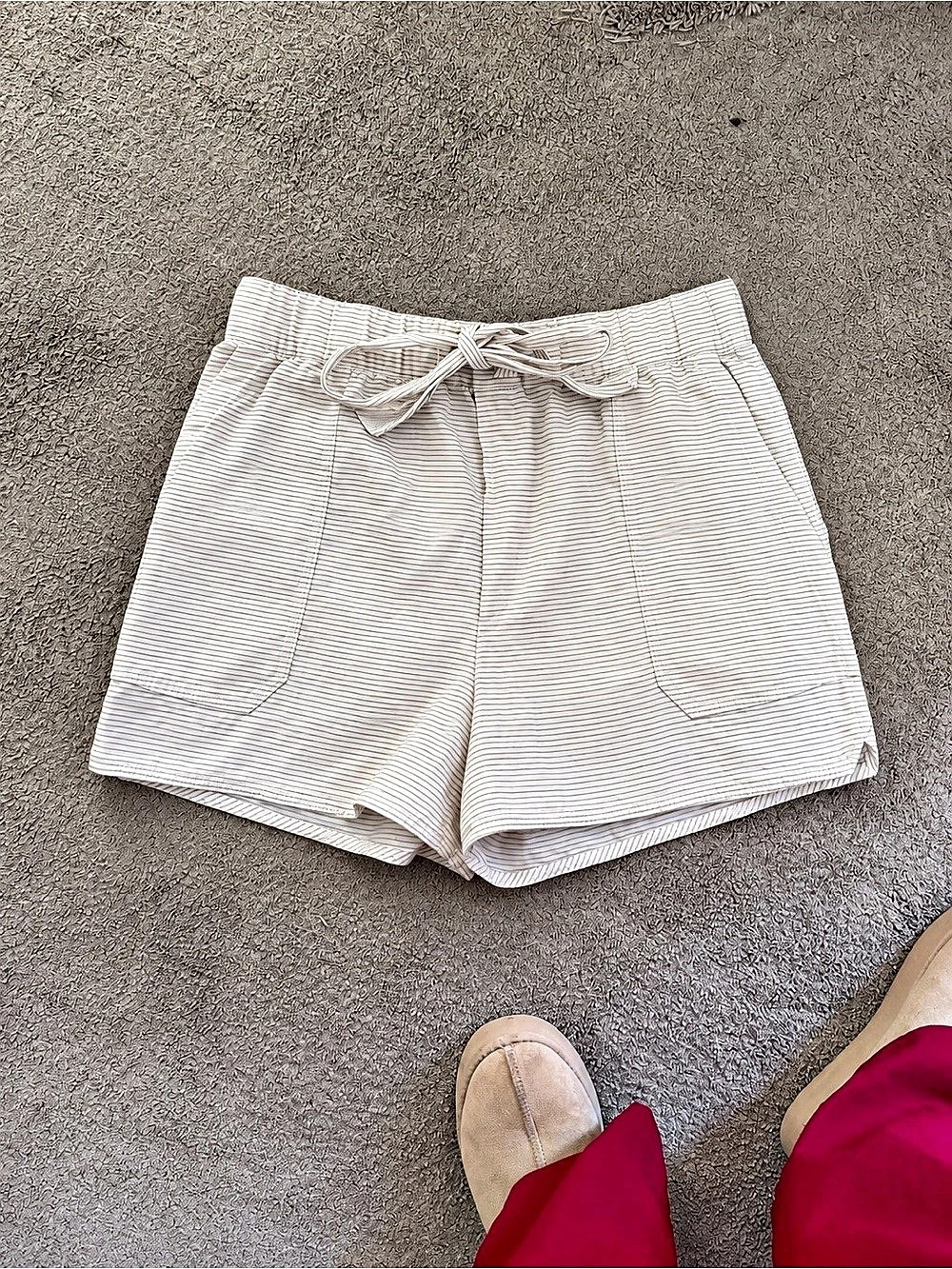 Club Monaco Striped High Waist Shorts in White & Brown Size 12 Like New